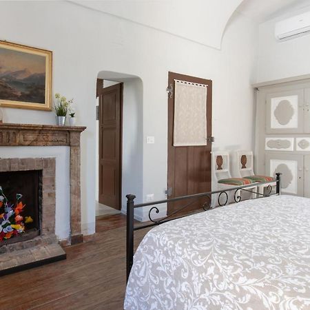 Appartement Casa Cecilia à Santo Stefano Belbo Extérieur photo