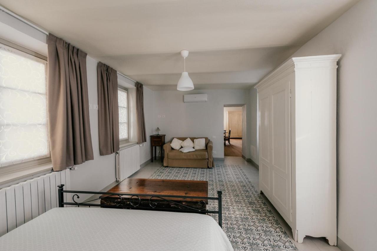 Appartement Casa Cecilia à Santo Stefano Belbo Extérieur photo