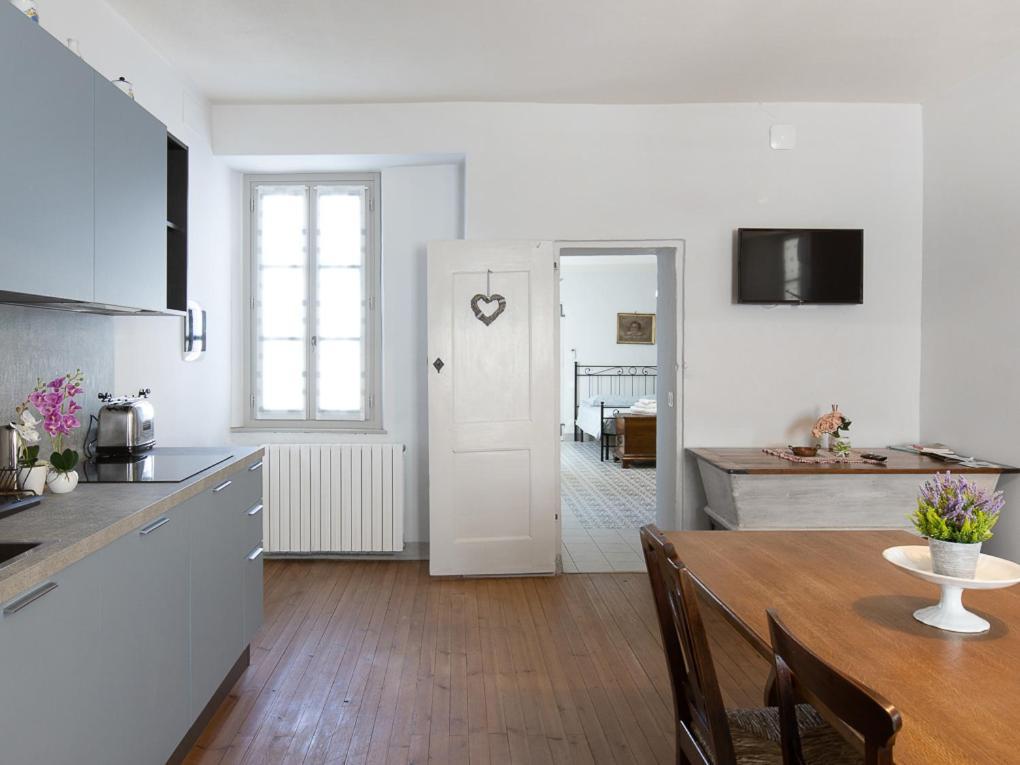 Appartement Casa Cecilia à Santo Stefano Belbo Extérieur photo