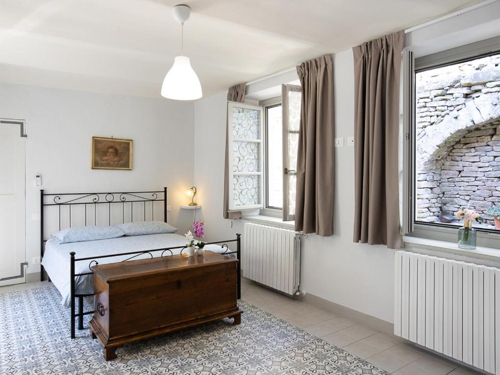 Appartement Casa Cecilia à Santo Stefano Belbo Extérieur photo